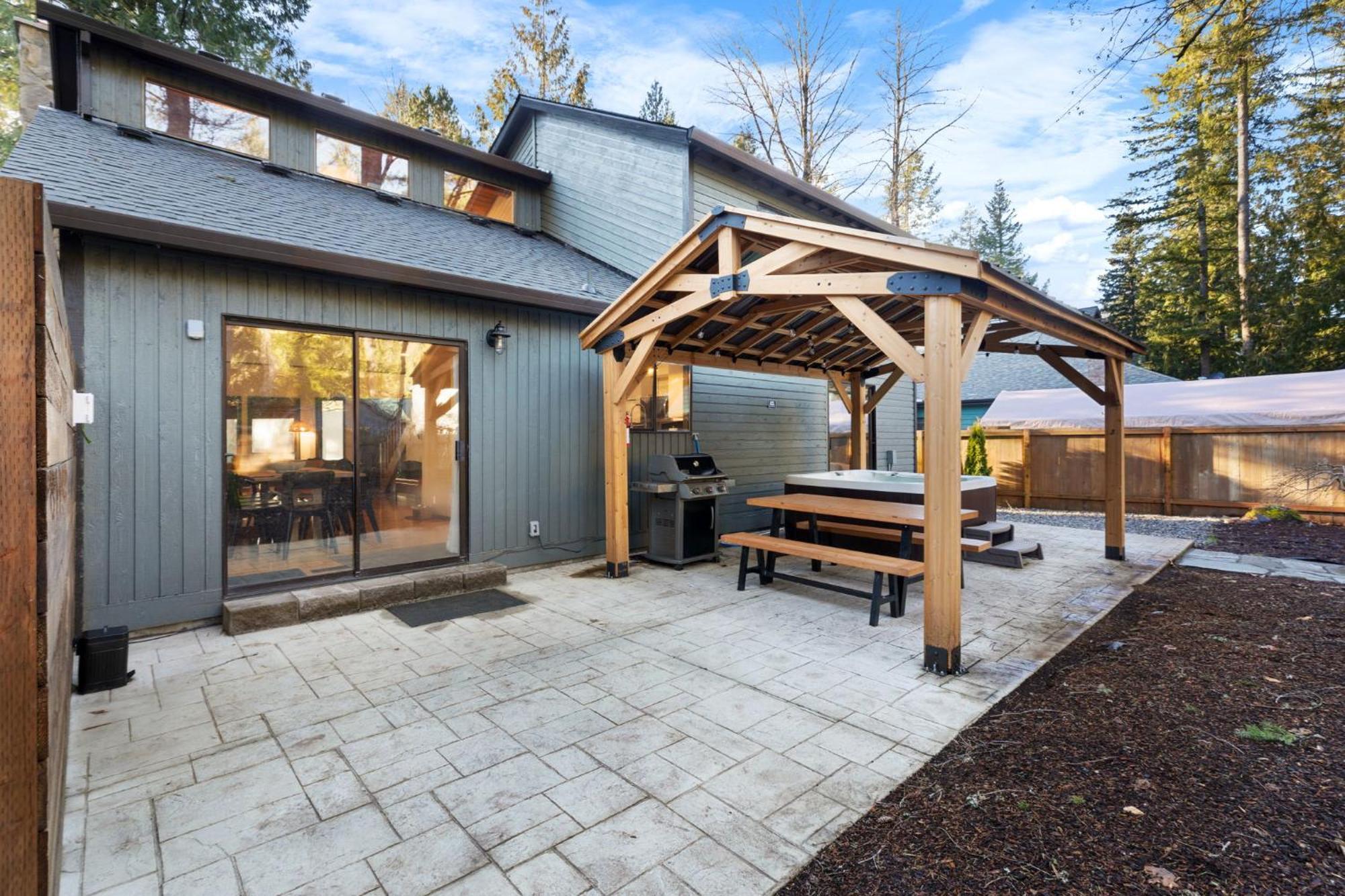 Stay Portland Collection - Alpine Retreat Hot Tub, Fire Pit & Game Room Rhododendron Exteriér fotografie